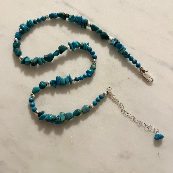 Vintage Blue Turquoise Chip Necklace with Sterling Clasp - Picture 12 of 16